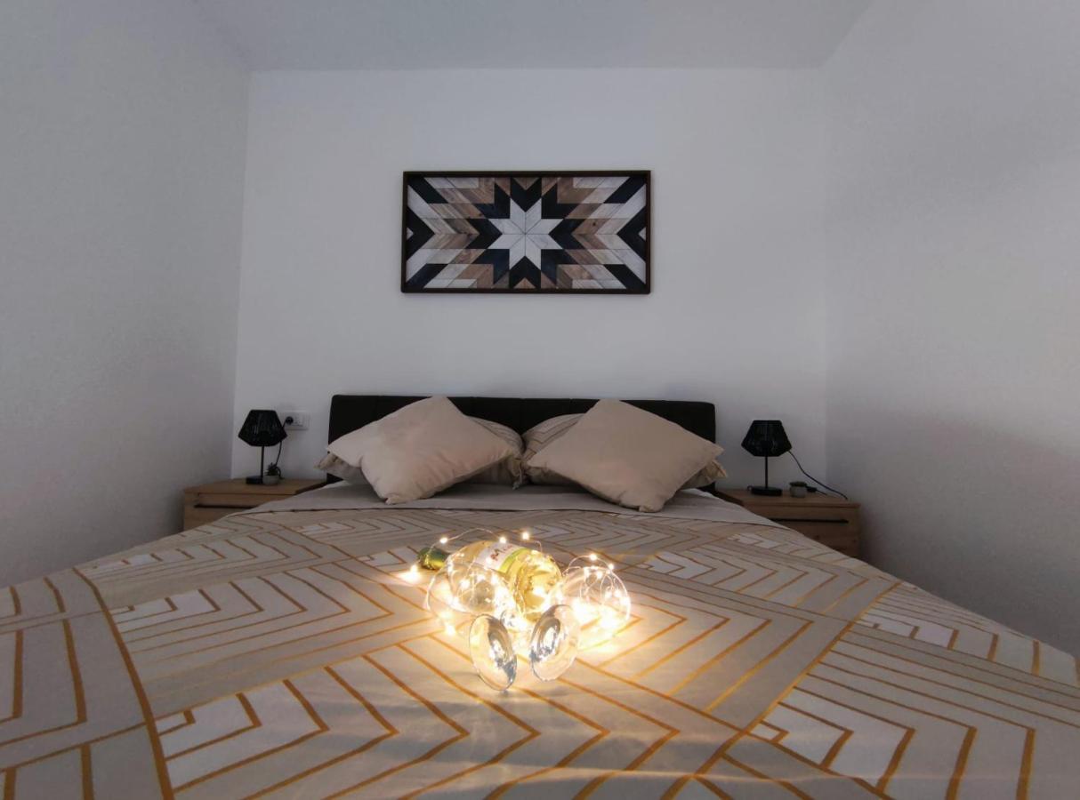 Ferienwohnung Amelie Zadar Exterior foto